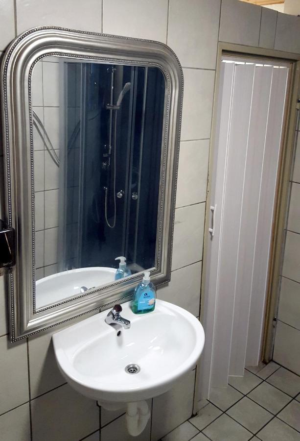 Gaestezimmer I Neo1 Staufenberg  Luaran gambar